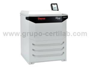 CENTRÍFUGA DE CHÃO REFRIGERADA, 29000 RPM / 6 LITROS